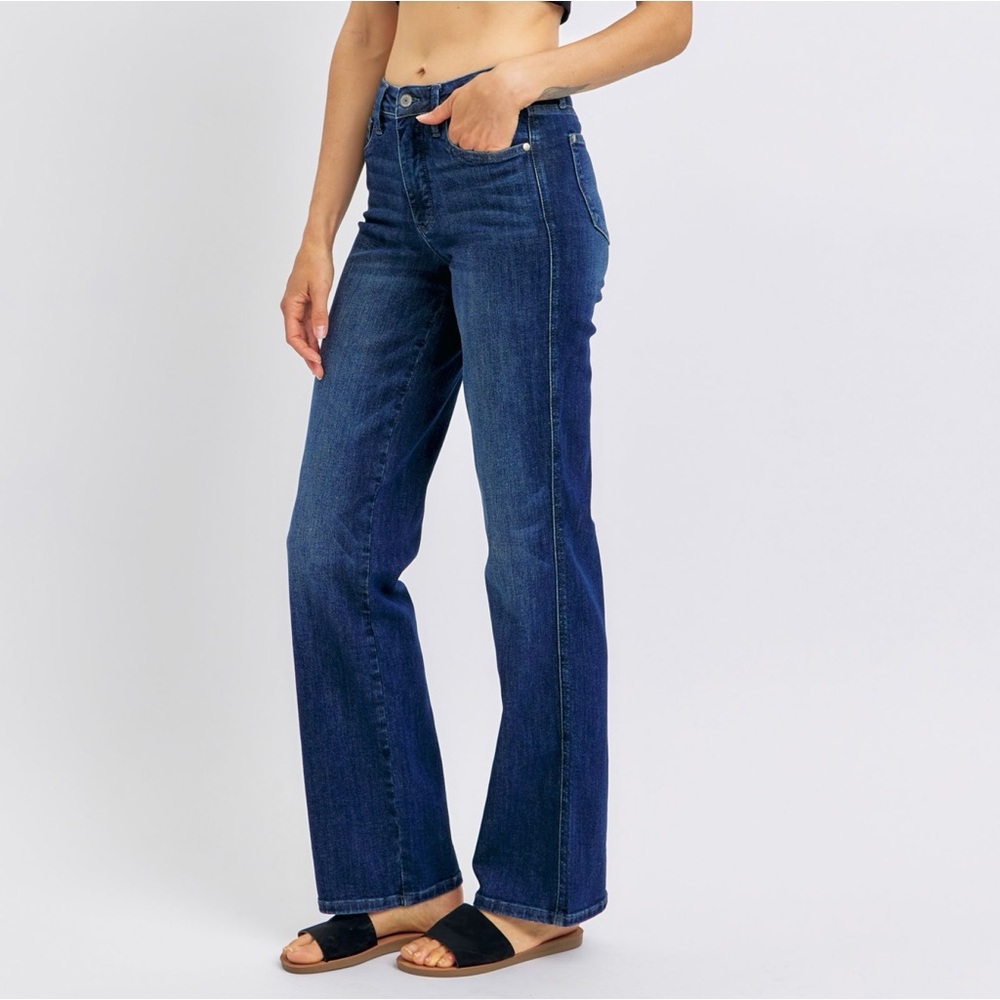 Judy Blue Full Size Tummy Control Straight Jeans Plus Size - Picture 3 of 9